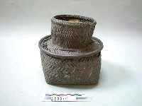 藏品(壺形籐編容器)的圖片